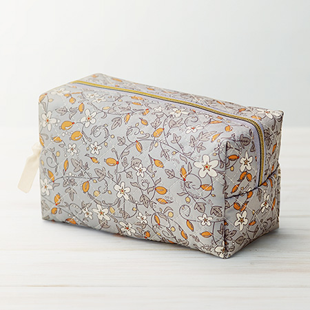 フィオリート・キルティングボックスポーチ